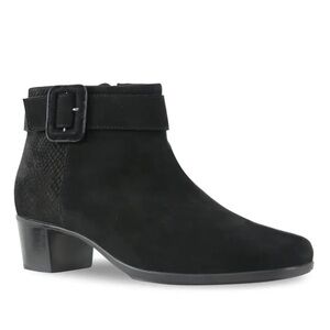 New Munro Callie Black Suede Ankle Boots Booties Buckle Belt Sz 11 Wide